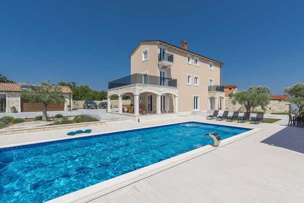 Stone Luxury Villa