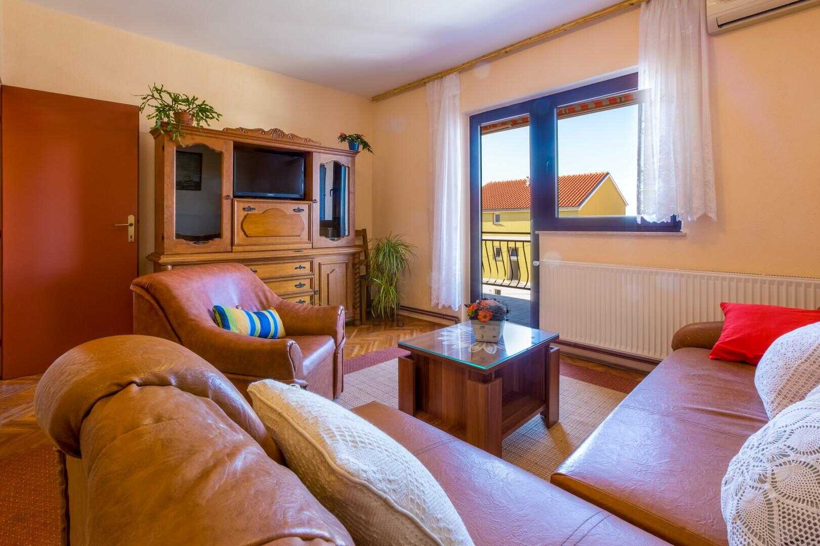 Poglej vse